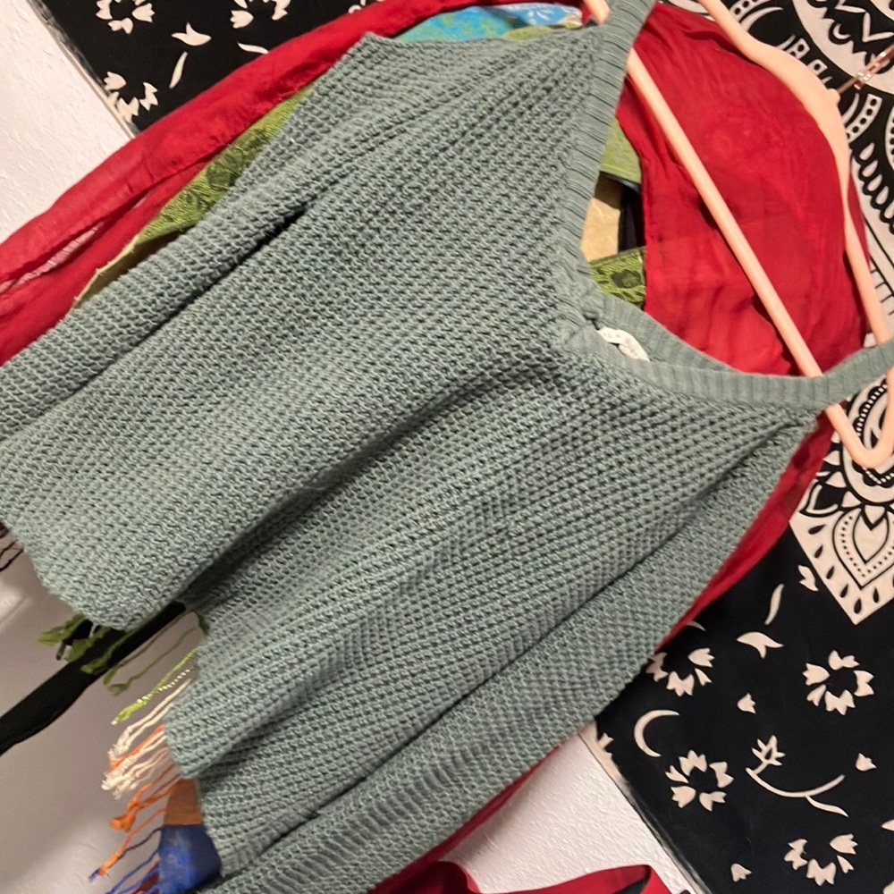 Cut out sweater